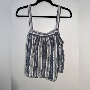 Universal Thread blue and white striped tank